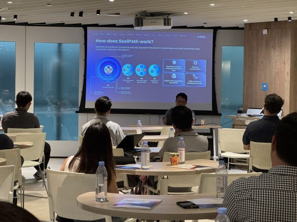 gallery-2025-04-10-002